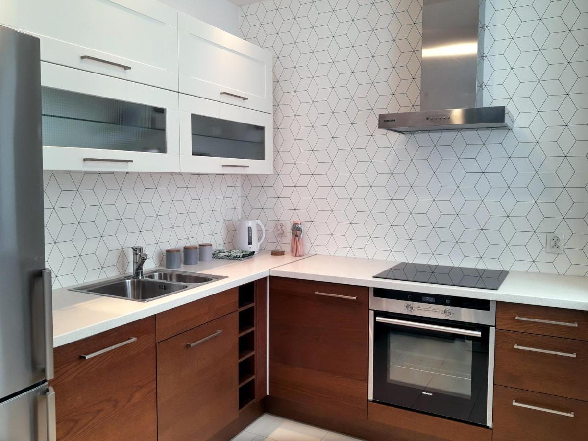 Emerald Apartament เบียวิสตอก ภายนอก รูปภาพ